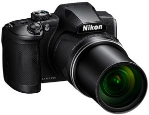 long-zoom bridge camera-Nikon-Coolpix-B600-right-zoom