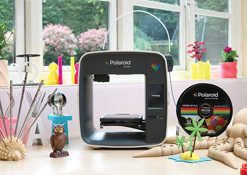 Polaroid-PlaySmart-3D-printer-lifestyle