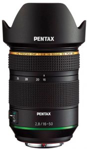 HD-Pentax-DA-16-50mm-F2.8ED-PLM-AW-vert-w-hood
