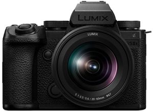 Panasonic-Lumi-S5IIX-ILC-front professional mirrorless cameras
